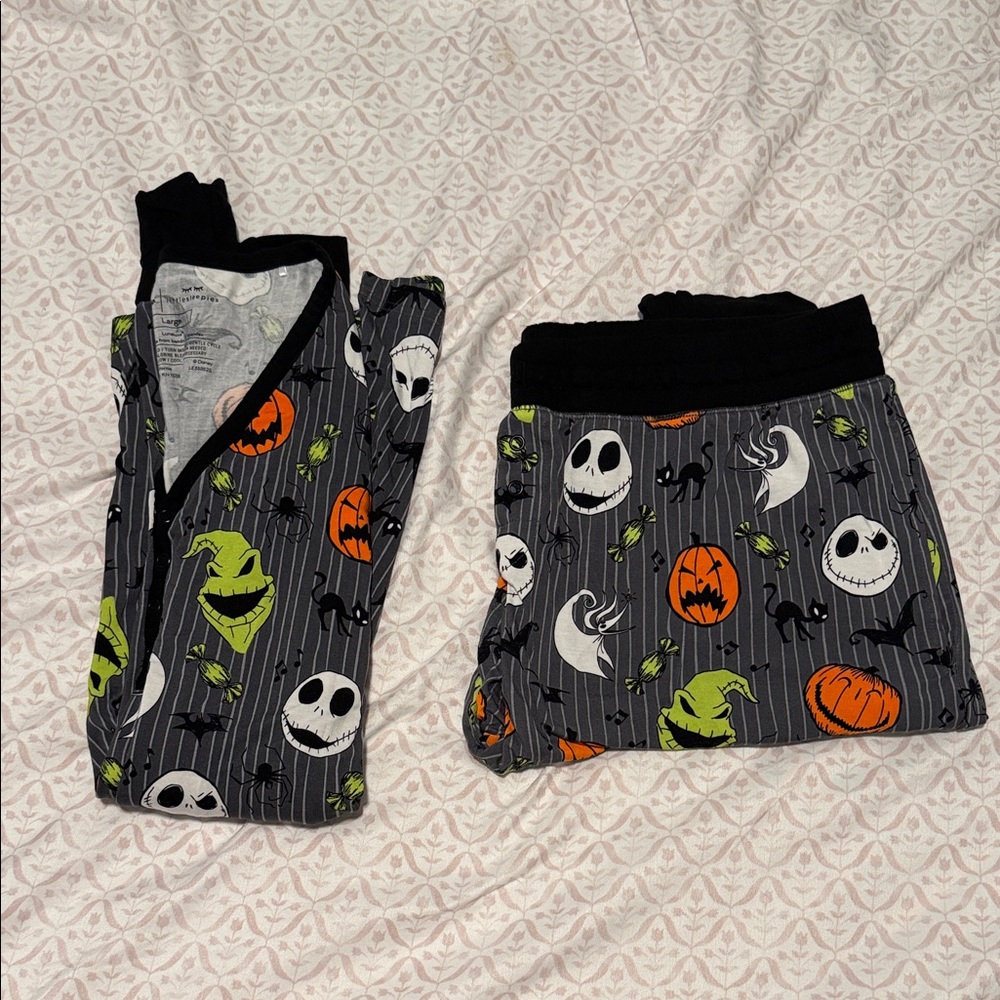 Women’s little sleepies Disney the nightmare before Christmas pajamas set